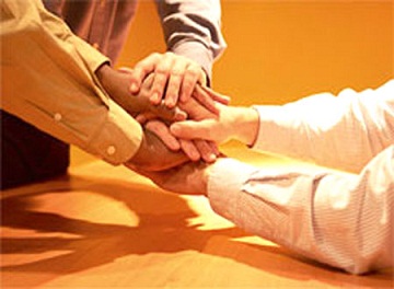 وجاء الأنصار إلى رسول الله