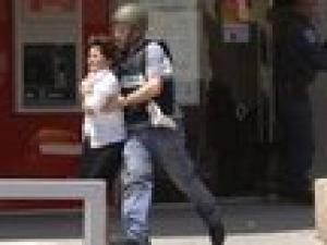Man kills four in Israeli bank